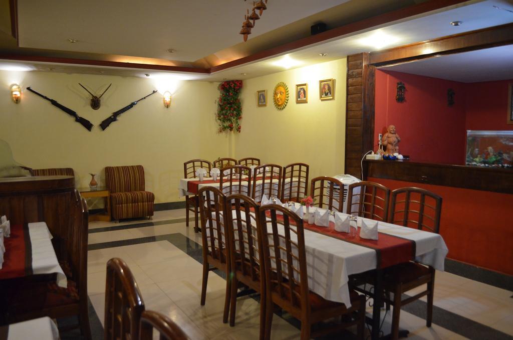 Hotel Sandhya Palace Shamshi Экстерьер фото