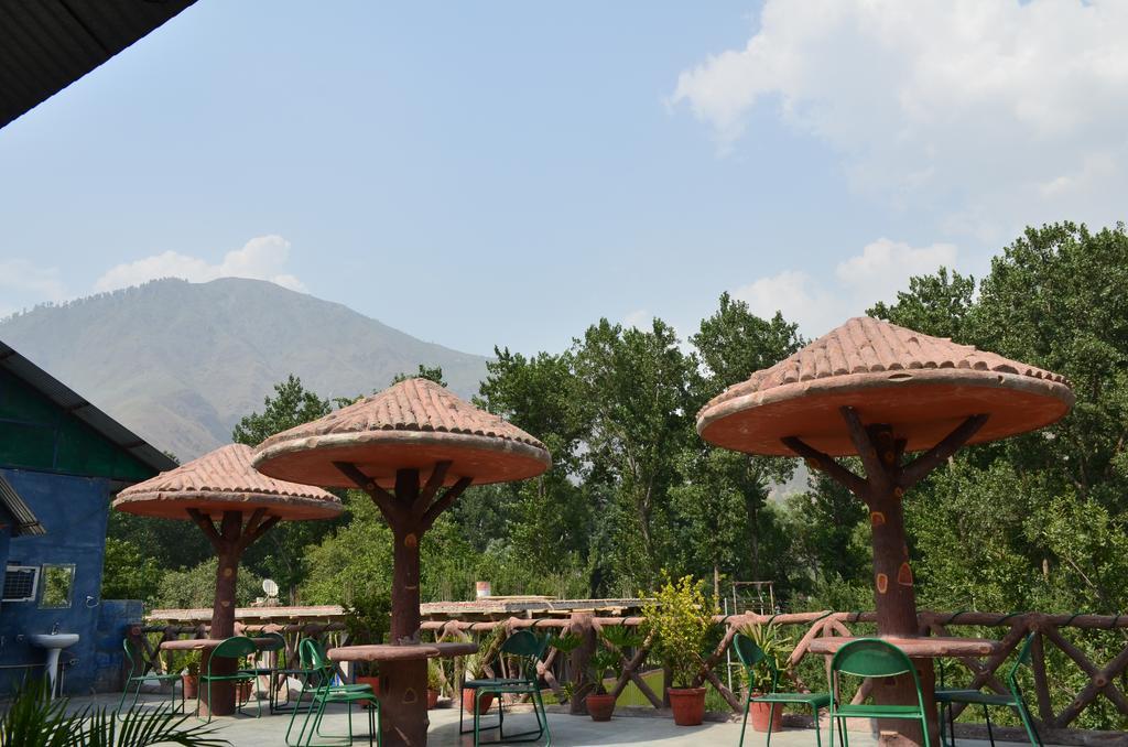 Hotel Sandhya Palace Shamshi Экстерьер фото